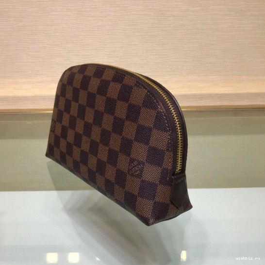 WIS VUITTON COSMETIC LOUIS POUCH GM 0805